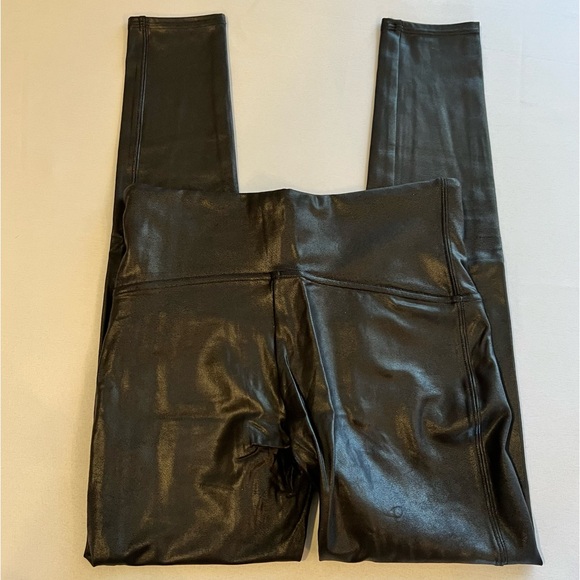Spanx Faux Leather Leggings, Black, Size L - Picture 3 of 4